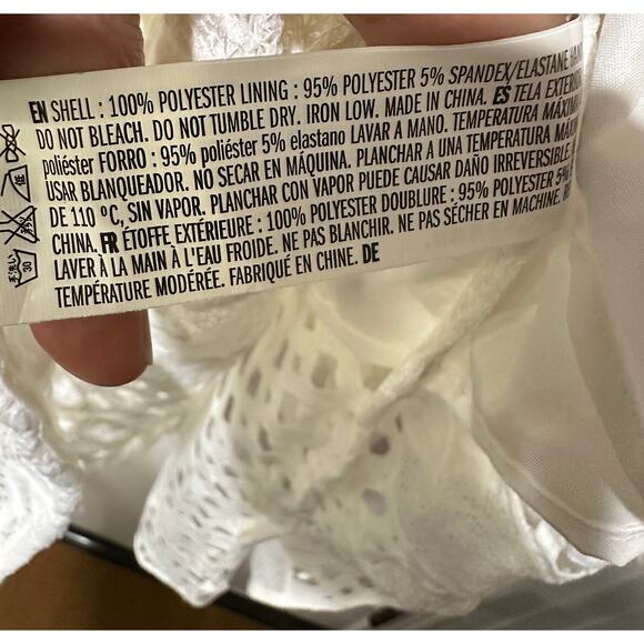 Endless Rose White Lace Midi Dress Size Large NWT Revolve Mermaid Fit - Picture 10 of 10